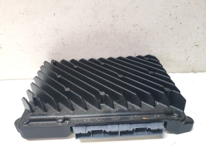 Kia Sorento (2014–2026) Audio amplifier 96370P2200 - 3