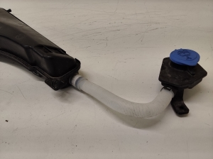 BMW IX3 G08 (2021–2026) Front washer fluid reservoir 61677399029 - 3