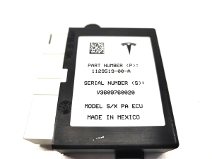 Tesla Model S S (2012–2026) Parking system control unit 1129519-00-A - 4