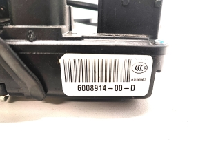 Tesla Model S S (2012–2026) Rear side door lock 6008914-00-D - 5