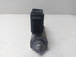 Kia Sorento (2014–2026) Katuseluugi mootor 50011326C00 - 3