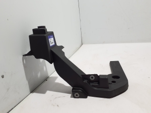 VOLVO XC40 (2017–2026) Headlight bracket 32234762 - 4