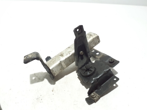 Mercedes Benz GLE-Class 167 (2019–2026) Shock absorber for front bumper beam A1676209800 - 3
