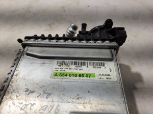 Mercedes Benz GLE-Class 167 (2019–2026) Vahejahuti radiaator A6540106607 - 3
