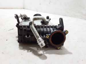 Mercedes Benz GLE-Class 167 (2019–2026) Vahejahuti radiaator A6540106607 - 4