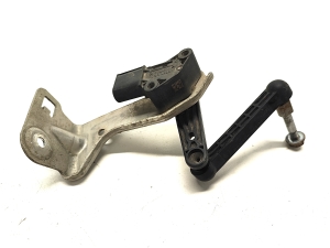 Tesla Model S S (2012–2026) Sensor an der Hinterradnabe 1027976-00-A - 3