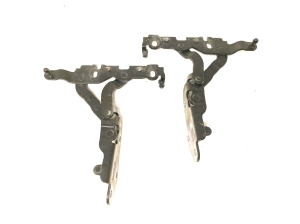 Mercedes Benz C-Class 204 (2007–2014) Hood hinge - 5