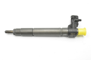  Fuel injector 