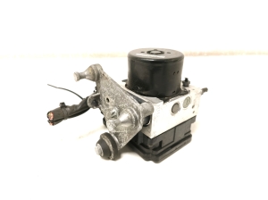 Mercedes Benz C-Class 204 (2007–2014) ABS plokk A2044316912 - 8