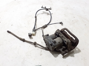 Mercedes Benz GLE-Class 167 (2019–2026) Tagumine pidurisadul A1674235800 - 3