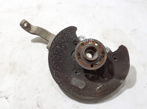 Mercedes Benz GLE-Class 167 (2019–2026) Front wheel hub A1673322500 - 2