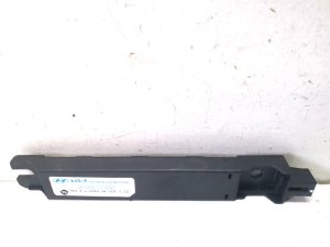 Kia Sorento (2014–2026) Antenas pastiprinātājs 95460L2300 - 3