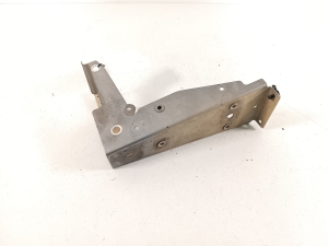 Porsche Panamera 970 (2009–2016) Front fender bracket 97050435502 - 2