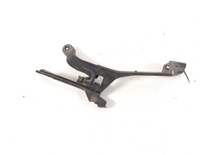 Porsche Panamera 970 (2009–2016) Front fender bracket 97061020200 - 3