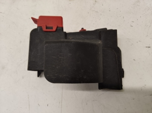 Sicherungskastengehäuse unter der Motorhaube - 8715688