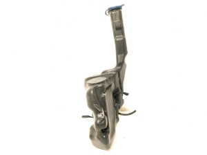 Mercedes Benz C-Class 204 (2007–2014) Front washer fluid reservoir A2048601960 - 5