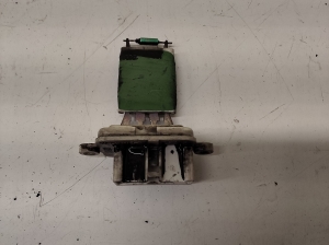 Cabin shoulder motor resistance - 58874