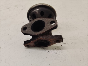 Volkswagen Passat B5 (1997–2005) EGR vārsts 028131501E - 2