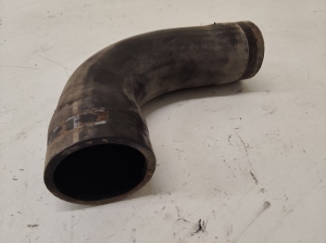 Volkswagen Passat B5 (1997–2005) Intercooler hose 058145856C - 2