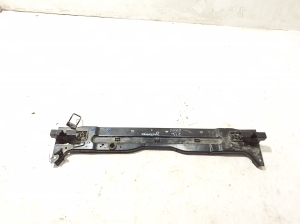   The middle part of the front frame  - 32297098 