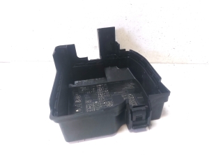 Kia Sorento (2014–2026) Sicherungskastendeckel vorne 91956P2041 - 4