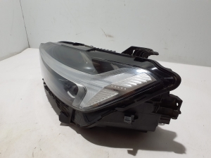 VOLVO XC60 (2017–2026) Esituli 32337382 - 2