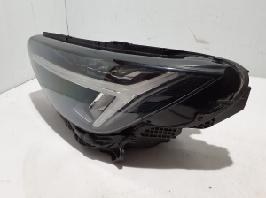 VOLVO XC40 (2017–2026) Headlight 32404665 - 2