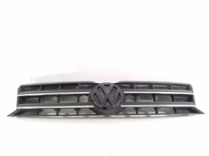 Volkswagen Amarok I (2010–2022) Kühlergrill 2HH853653 - 3