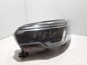 RENAULT Trafic III (2014–2022) Headlight 260601790R - 5