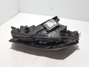 Skoda Superb (2015–2026) Scheinwerfer vorne 3P1941016 - 2