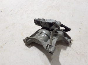 Peugeot Expert III (2017–2026) Engine mount 9820296280 - 3
