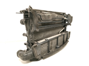 Mercedes Benz C-Class 204 (2007–2014) Ensemble de radiateurs et ses pièces A0995002703 - 5