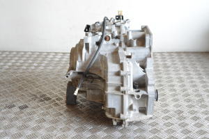 Opel Astra J (2009–2017) Gearbox - 2
