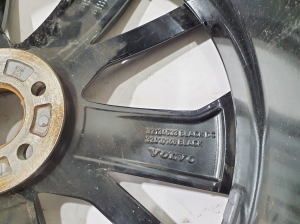 VOLVO XC60 (2017–2026) Felge 32134533 - 4