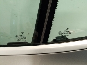 Porsche Panamera 970 (2009–2016) Rear side doors and their parts - 3