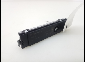 Mercedes Benz A-Class 176 (2012–2018) Antenna amplifier A1669051702 - 2