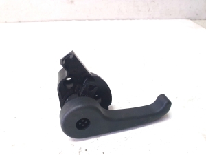 Griff Motorhaubenentriegelung im Innenraum - 811812B000