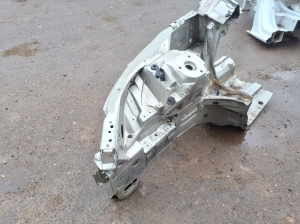 VOLVO XC90 (2015–2024) Eesmine tugijalg 32377205 - 3