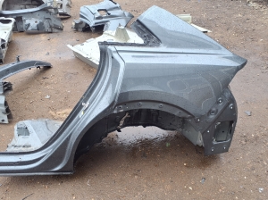   Kotflügel hinten und seine Teile  - 4M8809837 