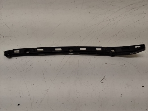 Mercedes Benz CLA-Class W117 (2013–2019) Tagakaitseraua kinnitus A1178850421 - 3