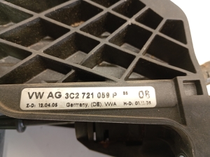 Volkswagen Passat B6 (2005–2010) Kupplungspedal 3C2721059 - 6