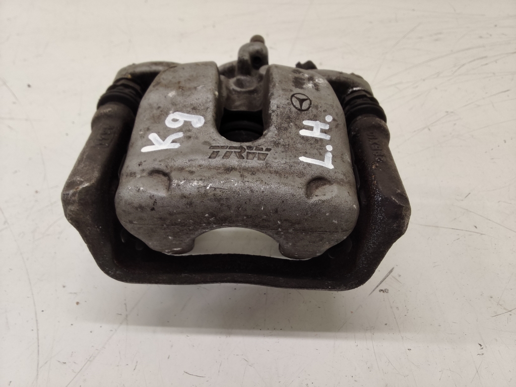 Mercedes Benz CLA-Class W117 (2013–2019) Tagumine pidurisadul 41943B Mercedes Benz CLA-Class W117 (2013–2019) Tagumine pidurisadul 41943B