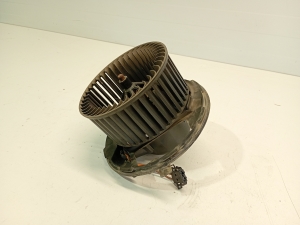 Volkswagen Passat B6 (2005–2010) Salongi puhuri mootor 3C1820015G - 2