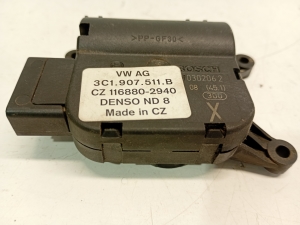 Volkswagen Passat B6 (2005–2010) Salongi soojenduse klapi mootor 3C1907511 - 3