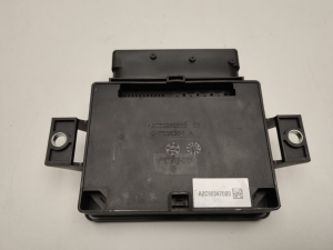 Porsche Macan (2014–2026) Electric parking brake control module 95B907801C - 2