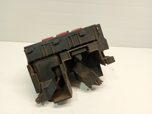 Volkswagen Passat B6 (2005–2010) Sicherungskästen 3C0937125 - 4