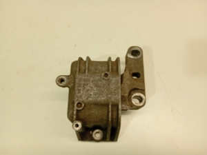  Engine mount  - 1K0199262 