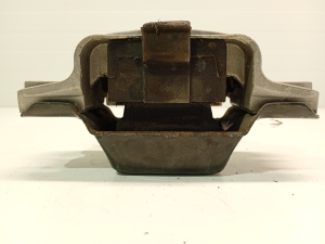 Volkswagen Passat B6 (2005–2010) Motorlager 110130 - 2