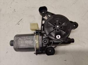 AUDI A3 8V (2012–2020) Hinterer Seitentür-Fensterhebermotor 5Q0959802 - 2