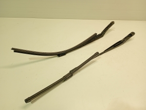 Volkswagen Passat B6 (2005–2010) Wischerarm vorne 74560 - 2
